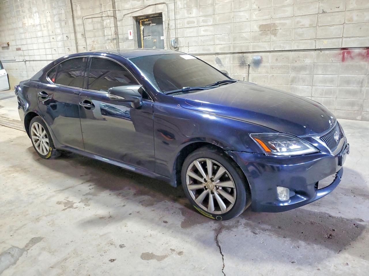 2010 LEXUS IS