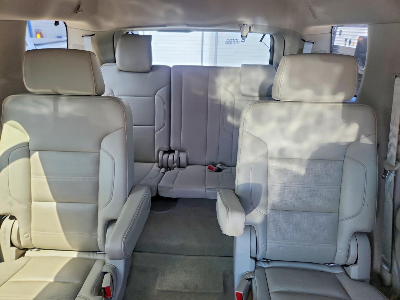 2016 GMC YUKON