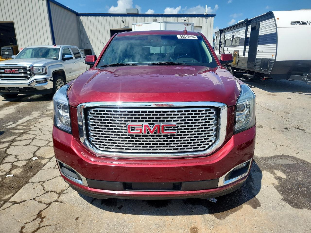 2016 GMC YUKON