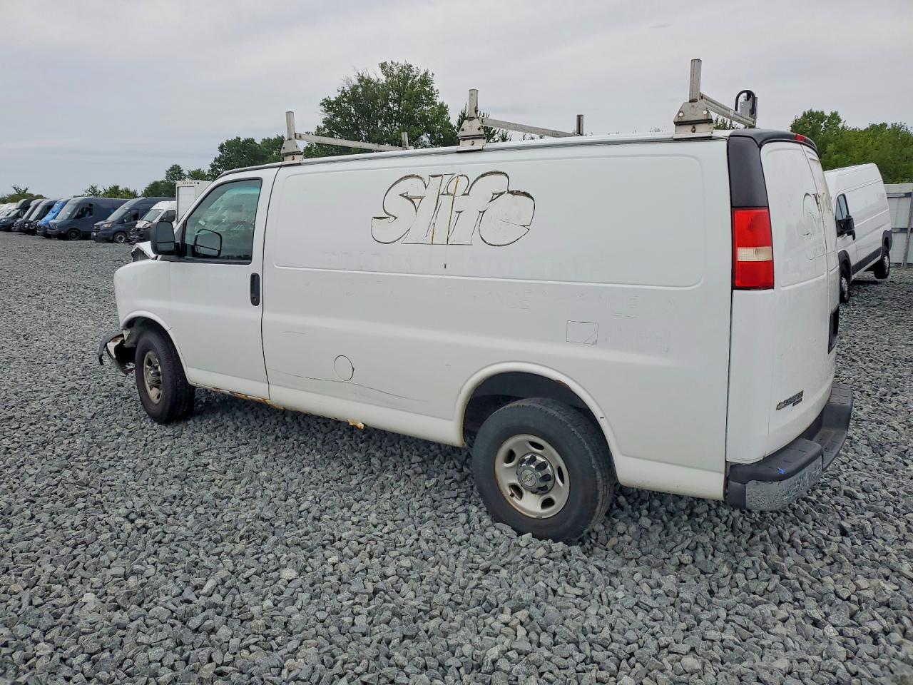 2013 CHEVROLET EXPRESS