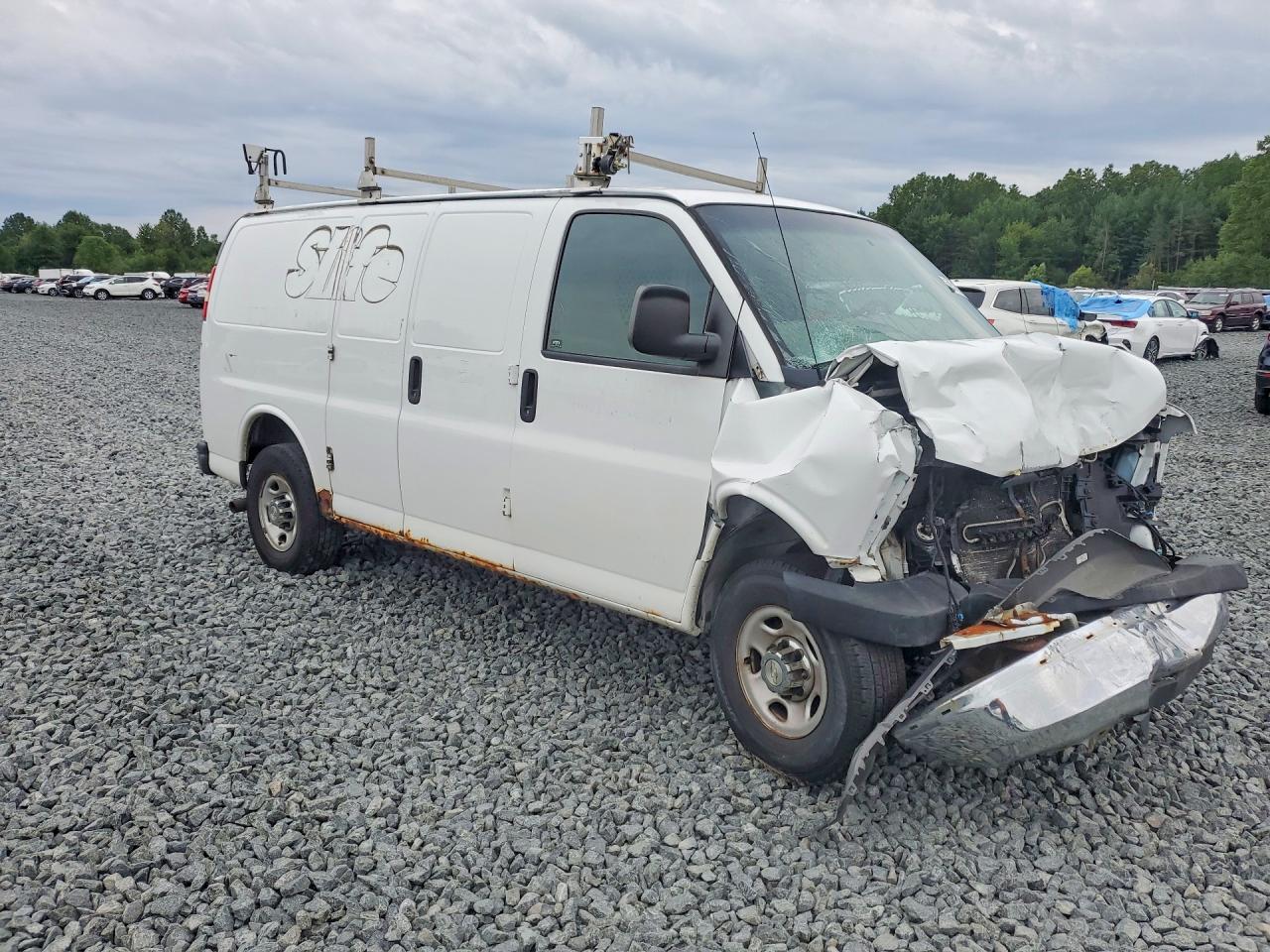 2013 CHEVROLET EXPRESS