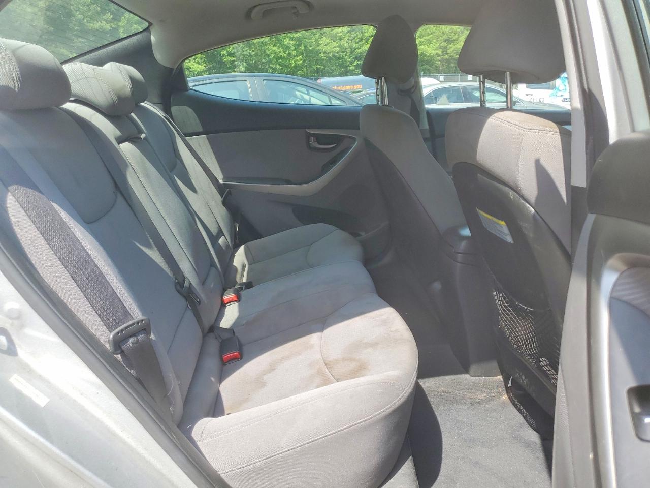 2013 HYUNDAI ELANTRA
