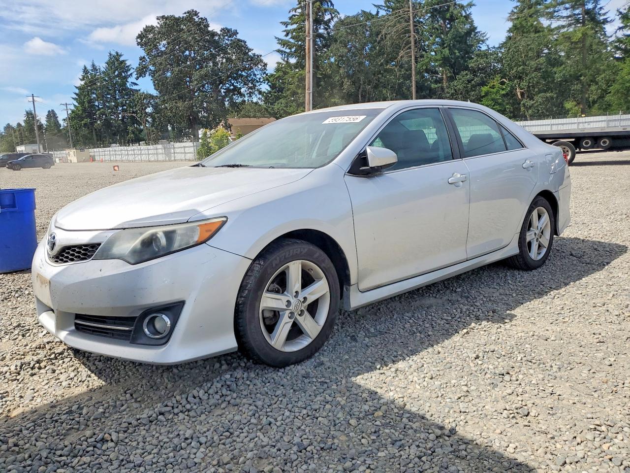 2014 TOYOTA CAMRY