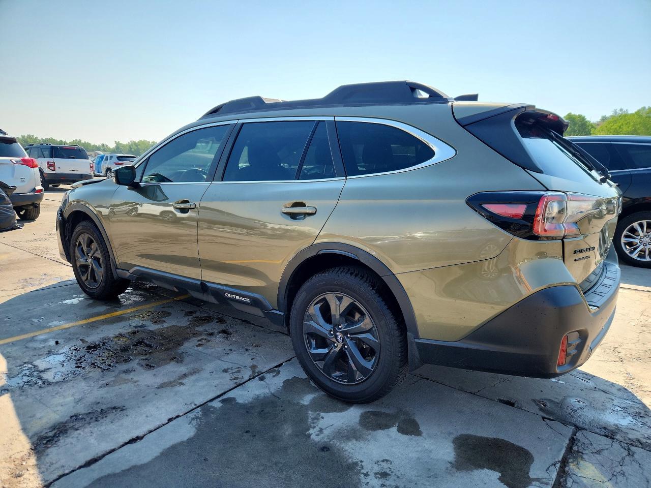 2021 SUBARU OUTBACK