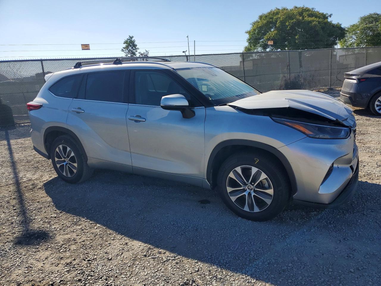 2022 TOYOTA HIGHLANDER