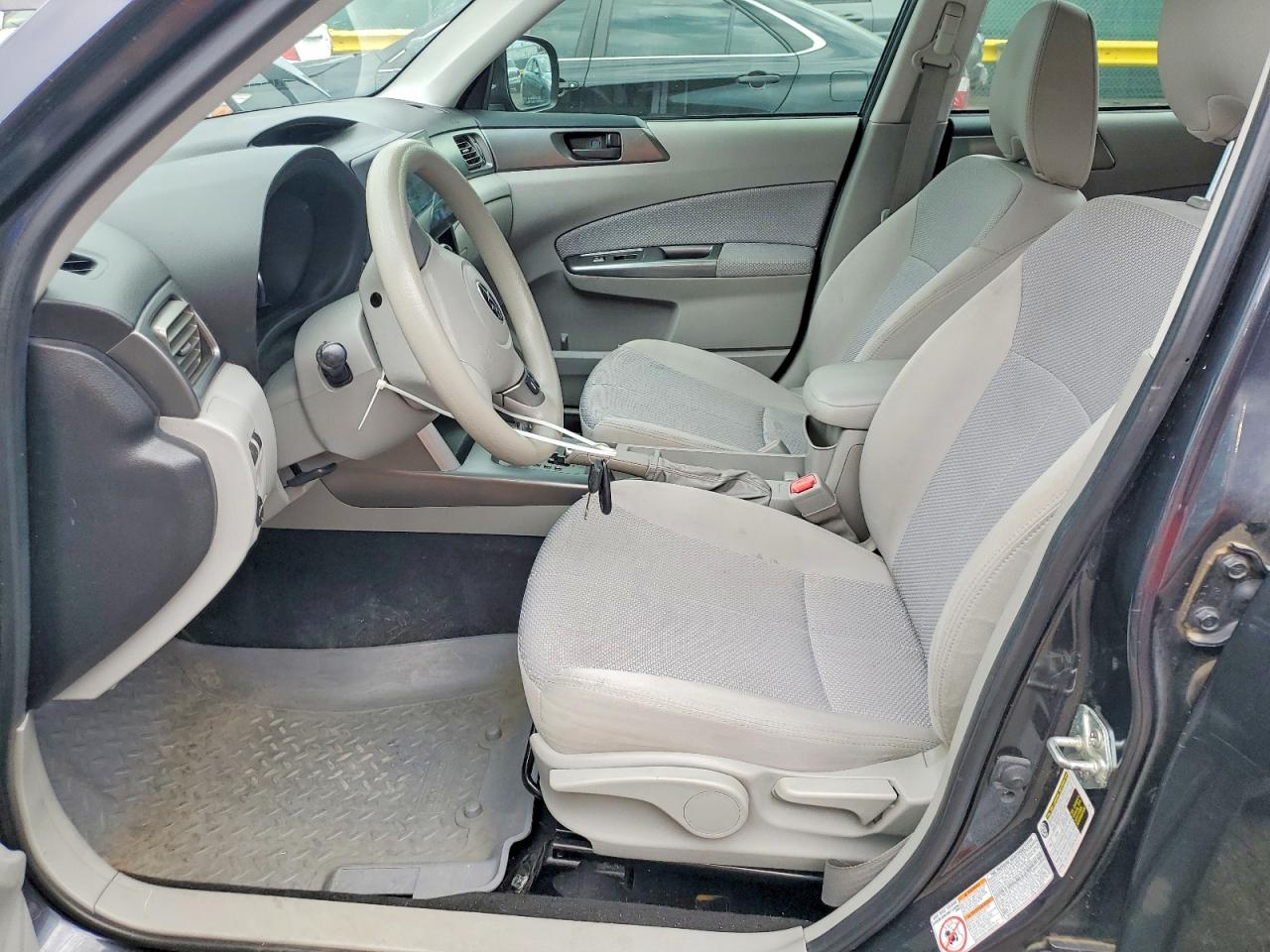 2011 SUBARU FORESTER