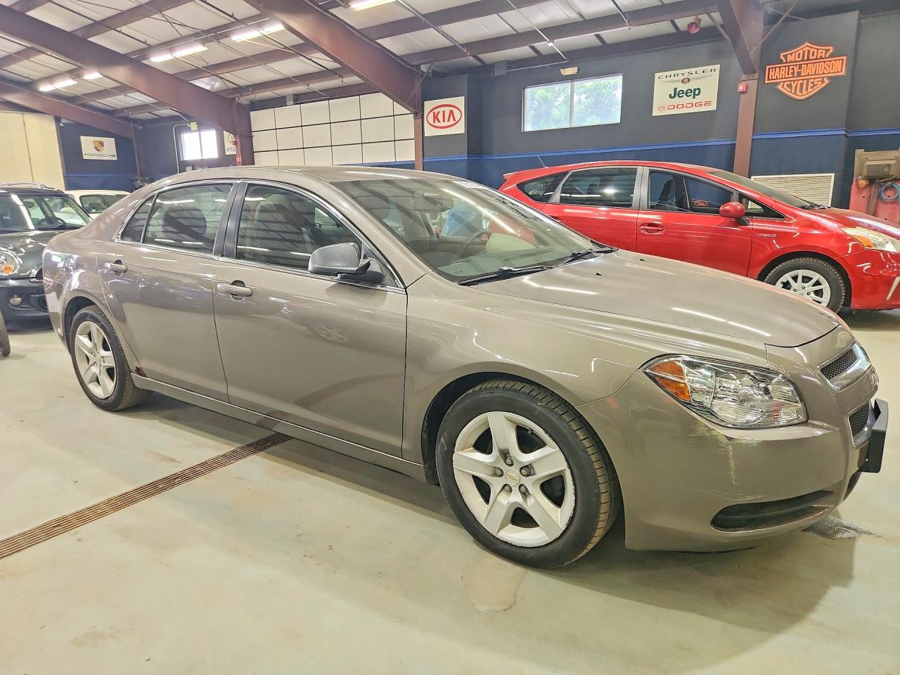 2011 CHEVROLET MALIBU