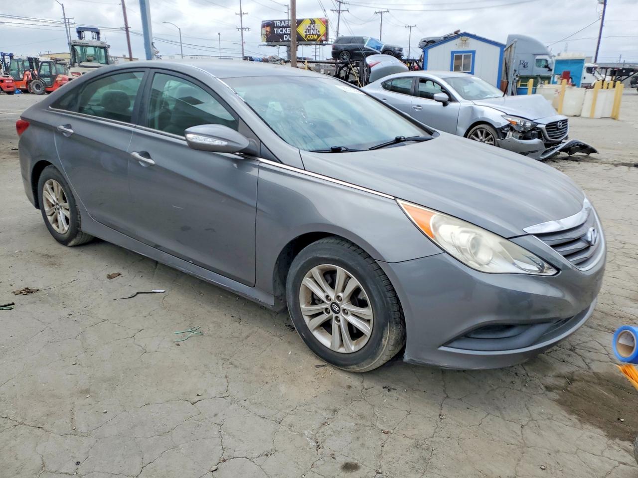 2014 HYUNDAI SONATA