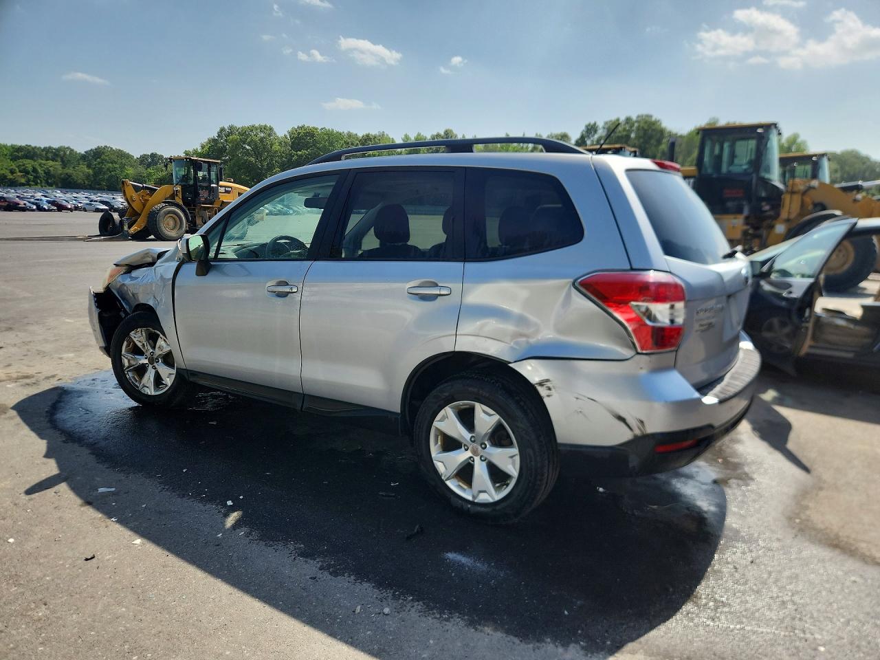 2015 SUBARU FORESTER
