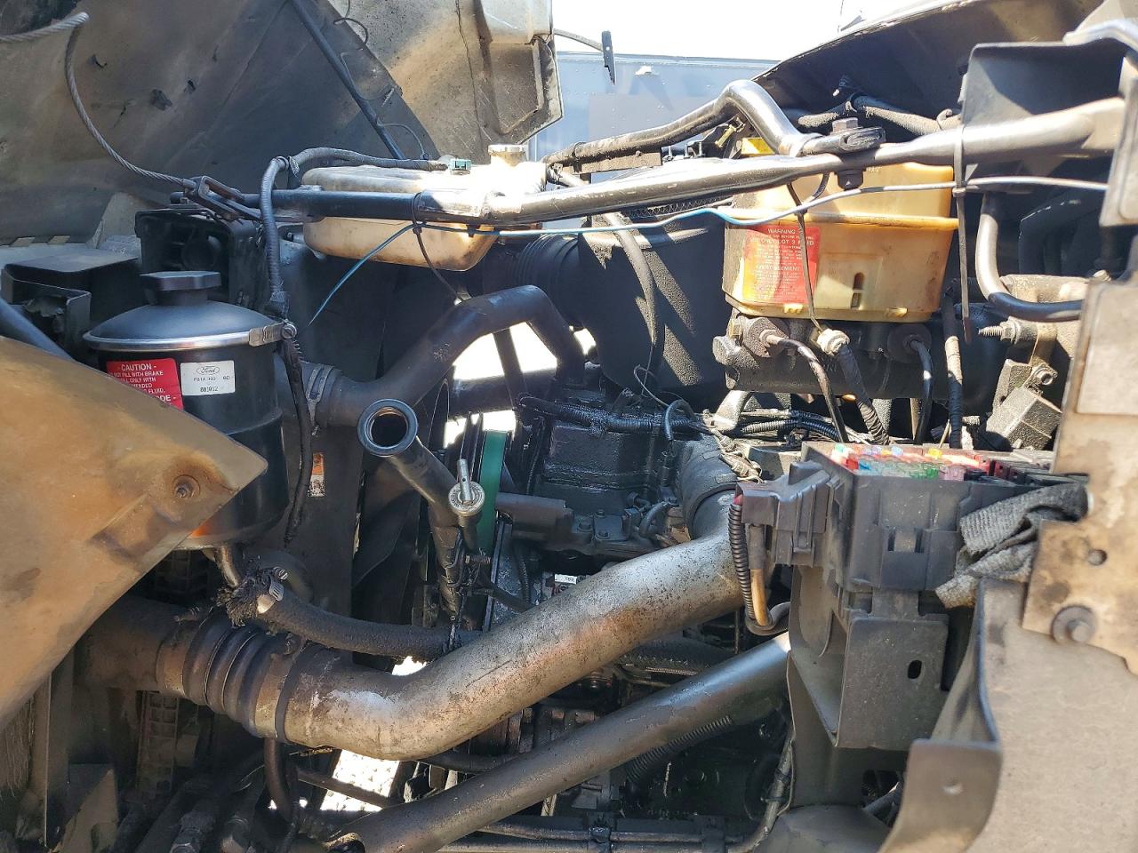 2001 FORD F650