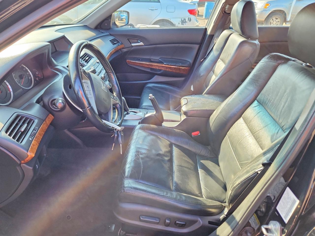 2011 HONDA ACCORD