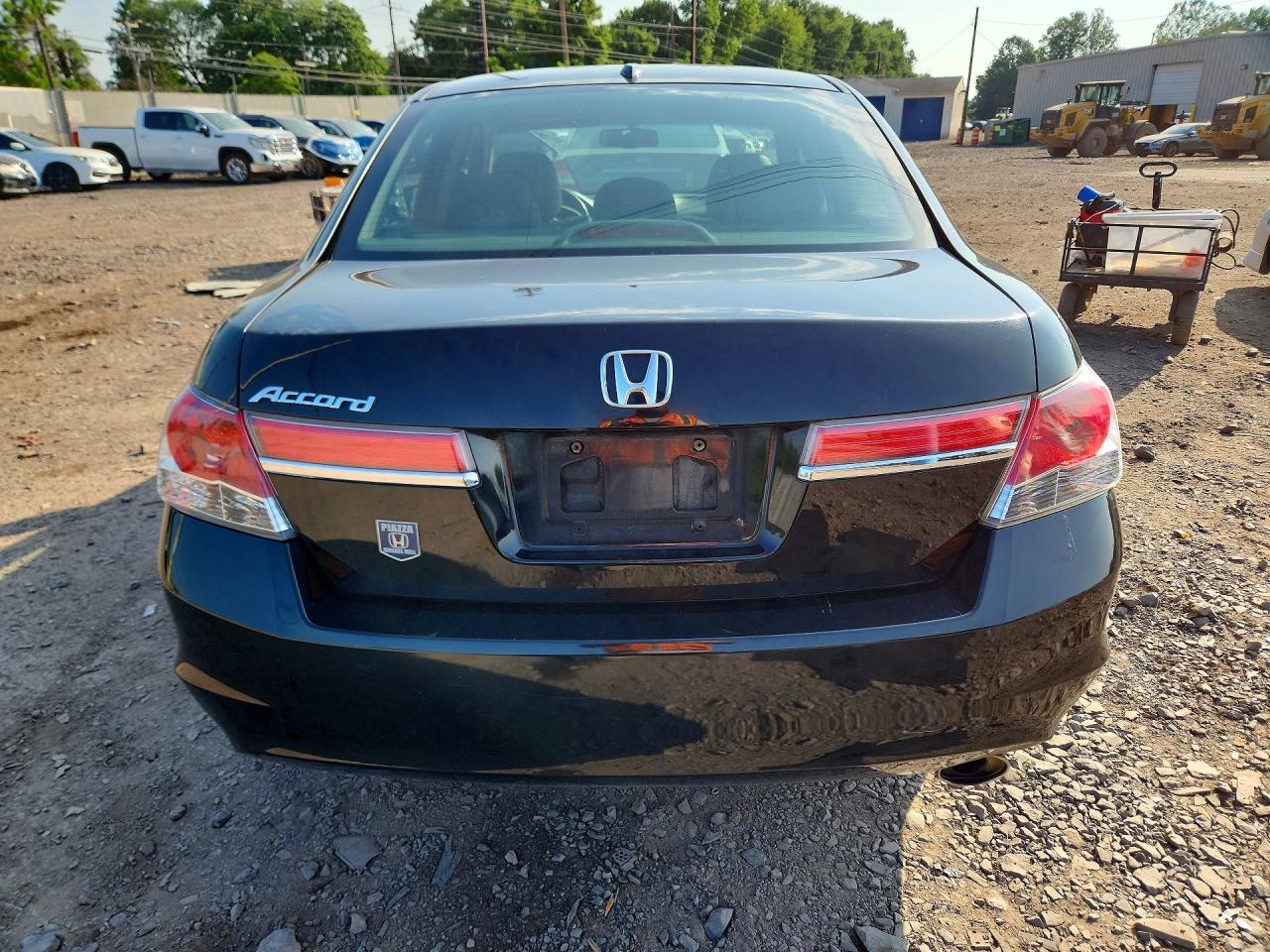2011 HONDA ACCORD