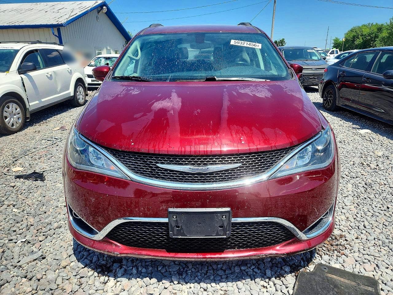 2017 CHRYSLER PACIFICA
