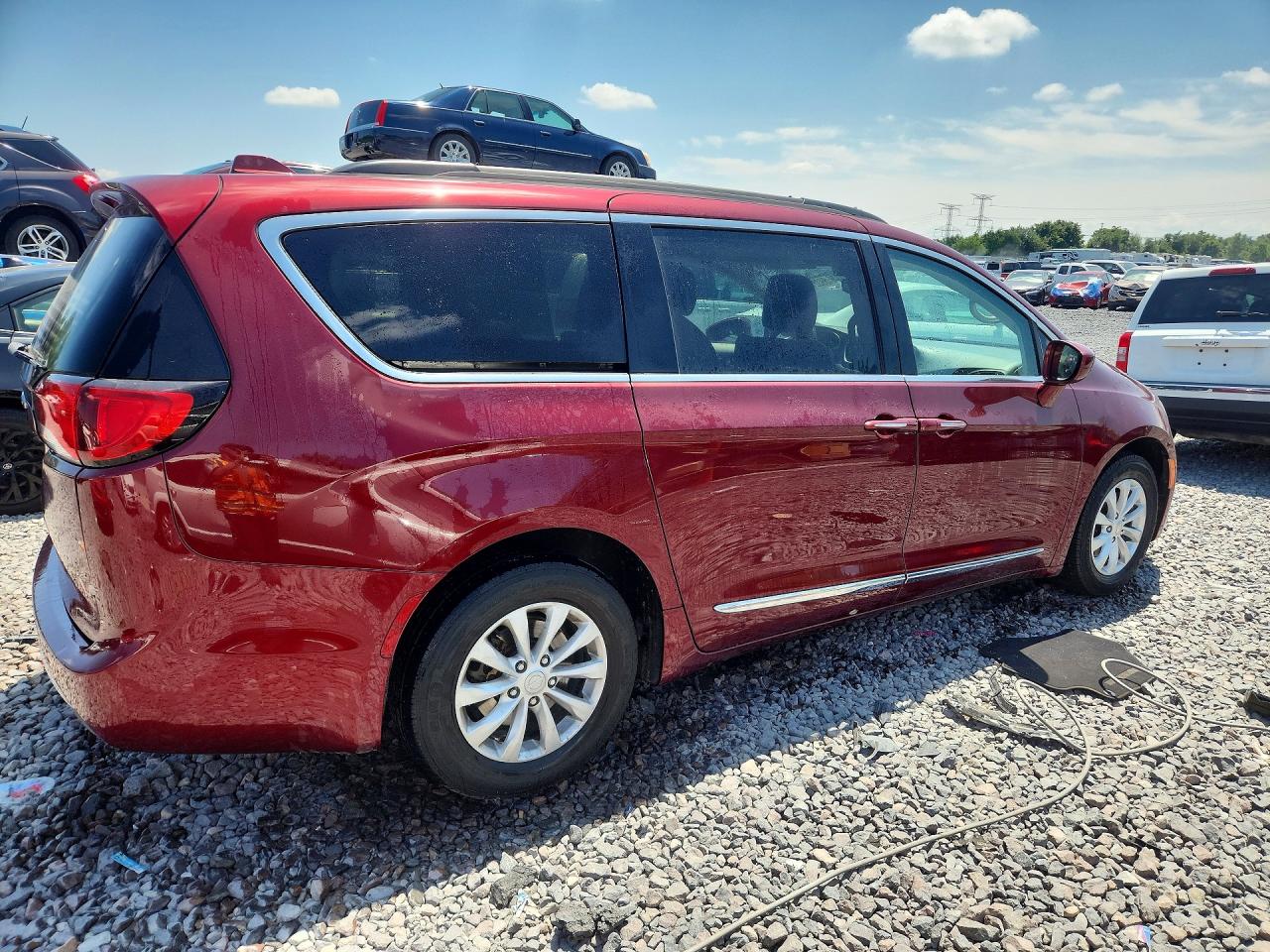 2017 CHRYSLER PACIFICA