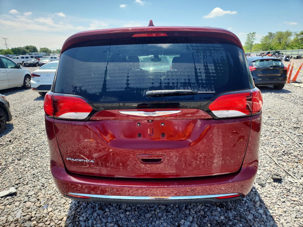2017 CHRYSLER PACIFICA