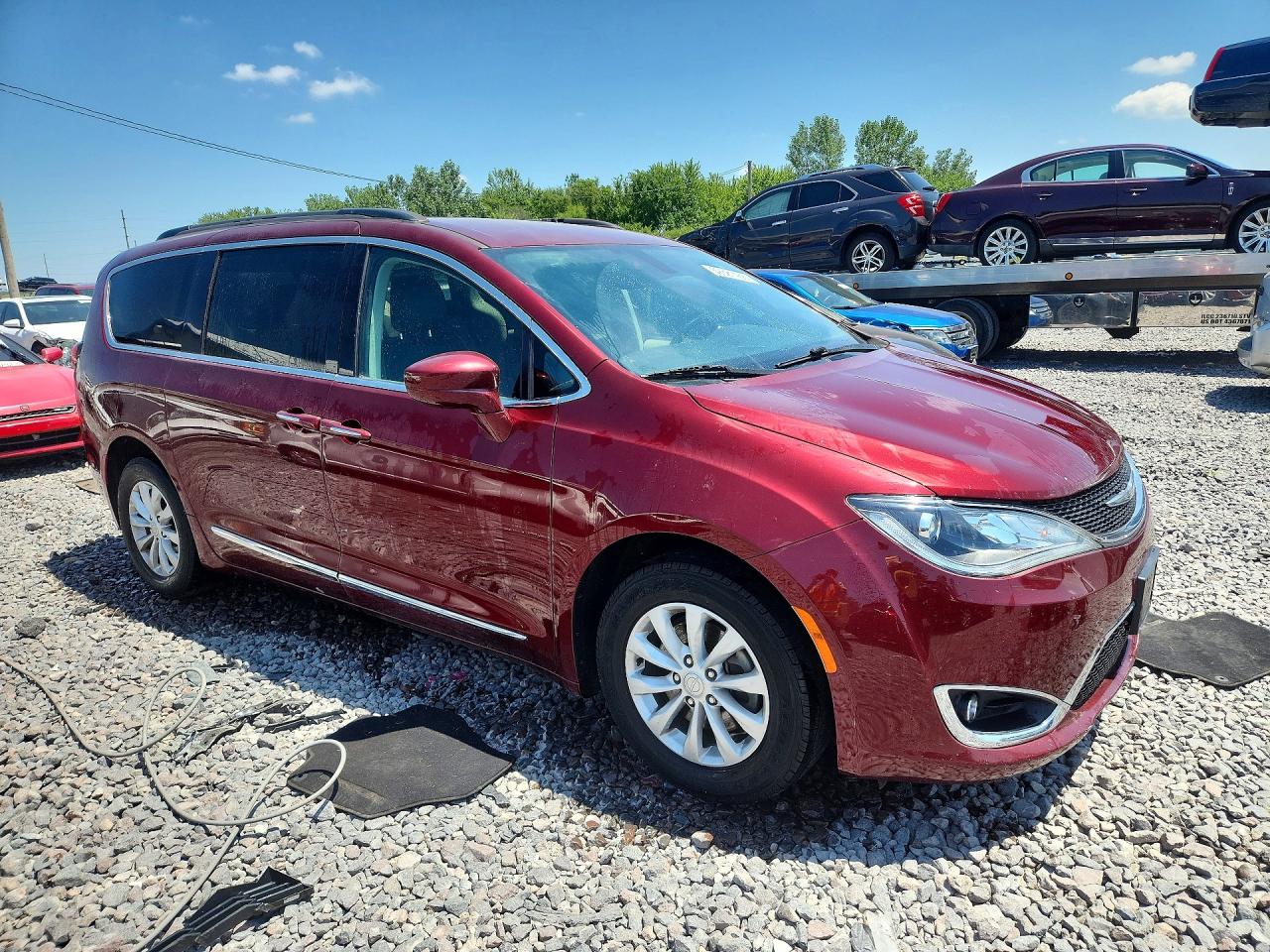 2017 CHRYSLER PACIFICA