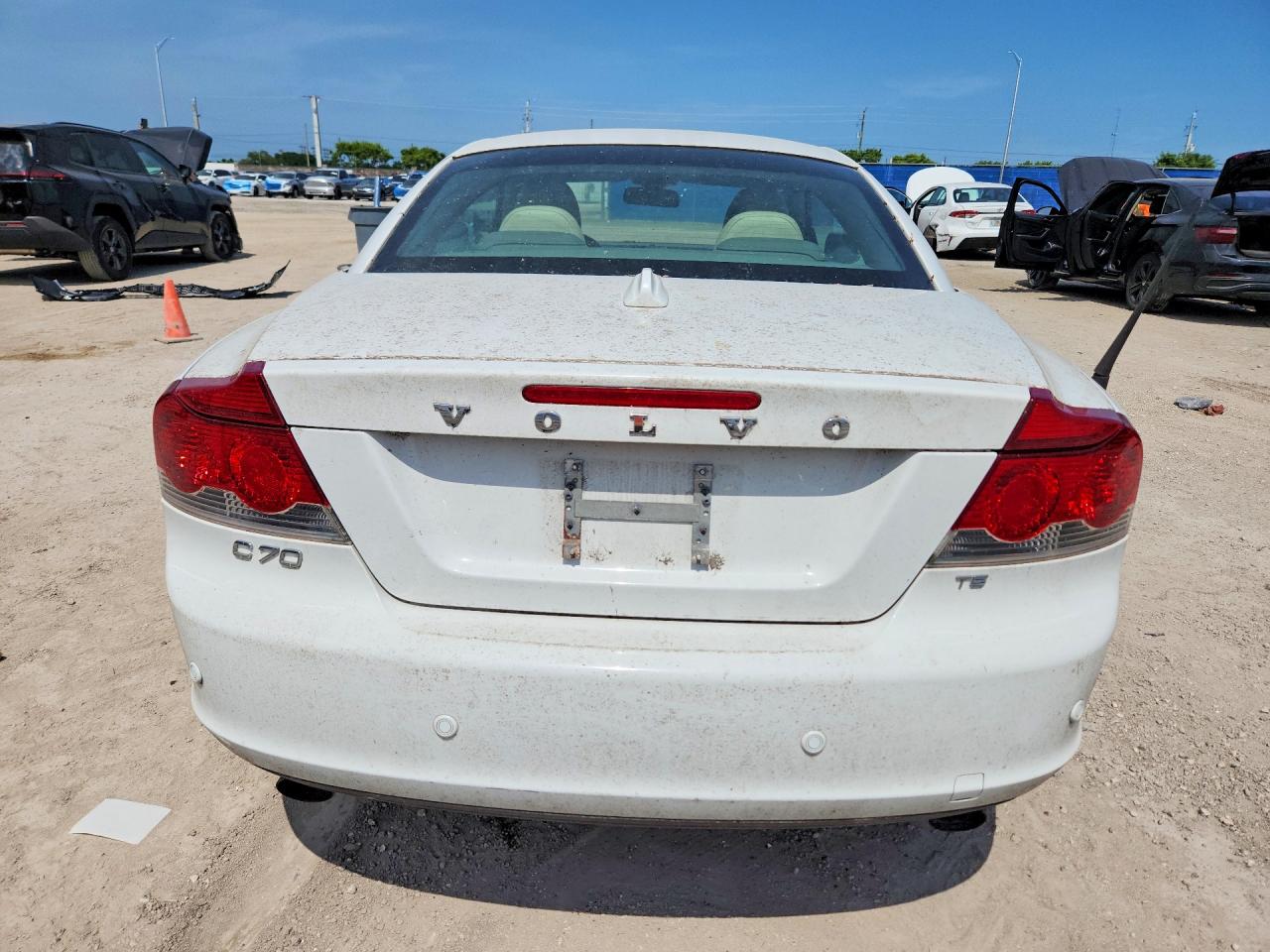 2009 VOLVO C70