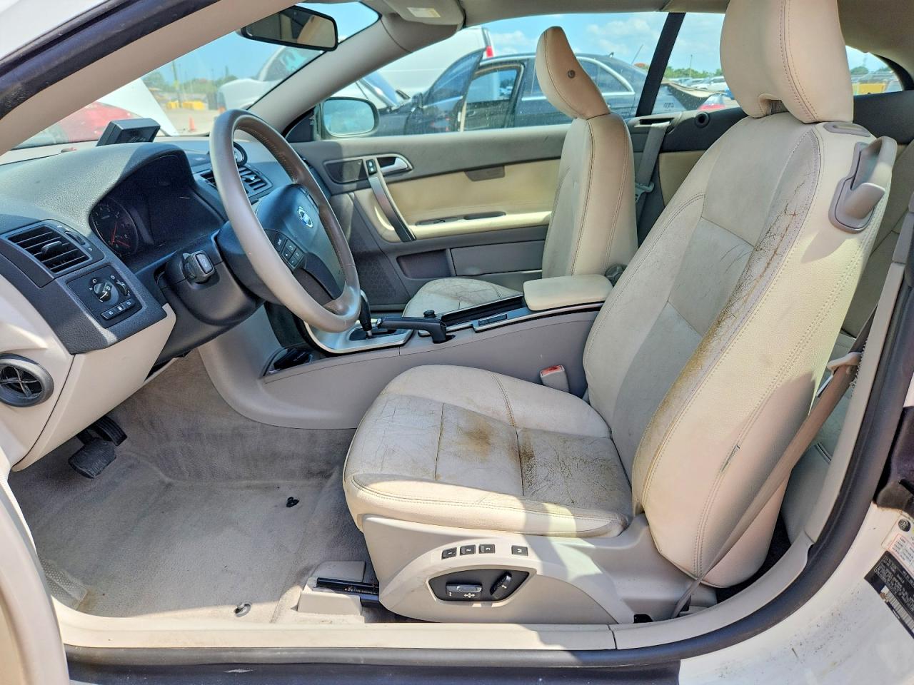 2009 VOLVO C70