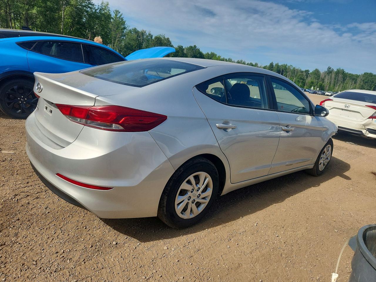 2017 HYUNDAI ELANTRA
