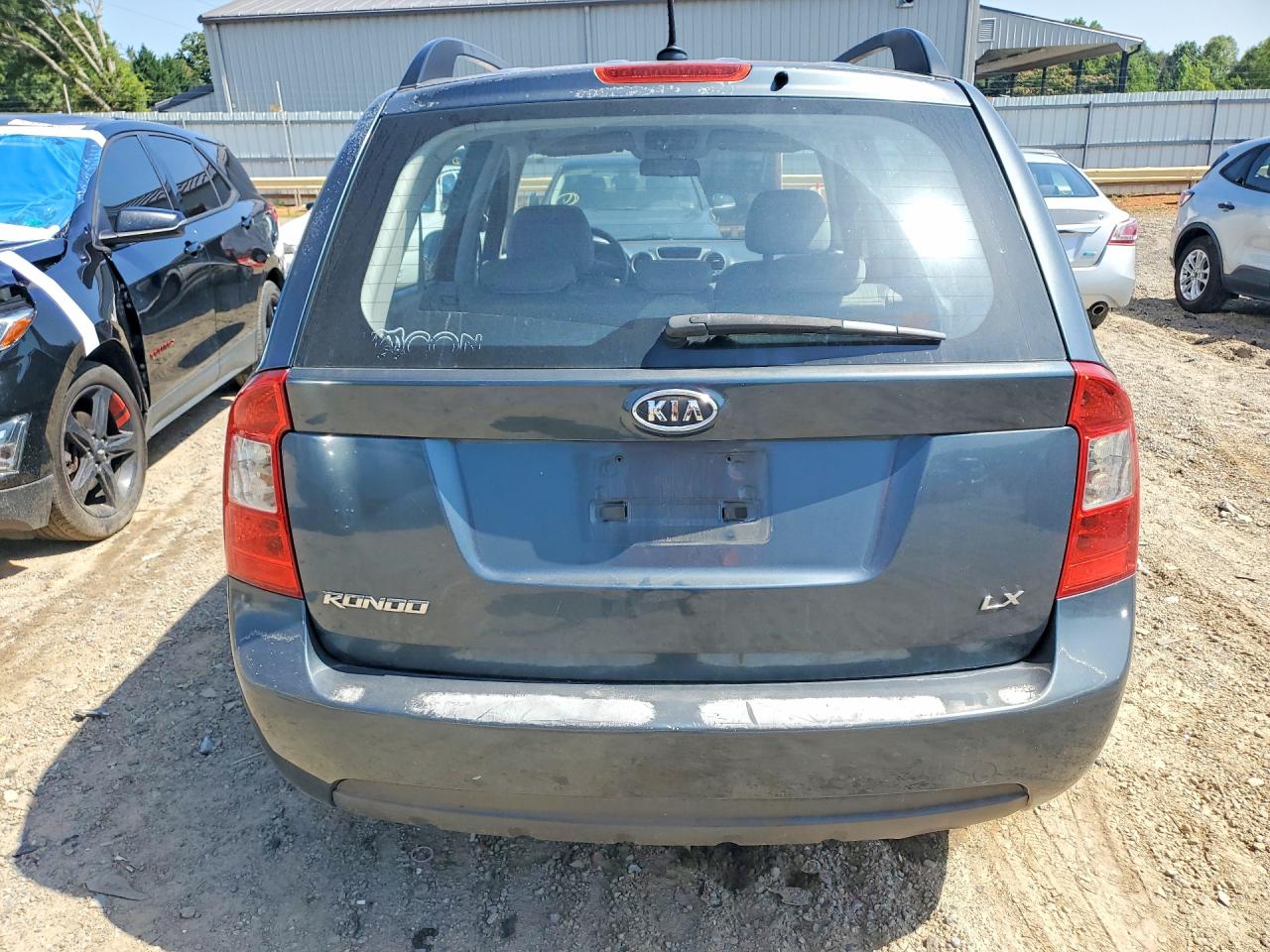 2009 KIA RONDO