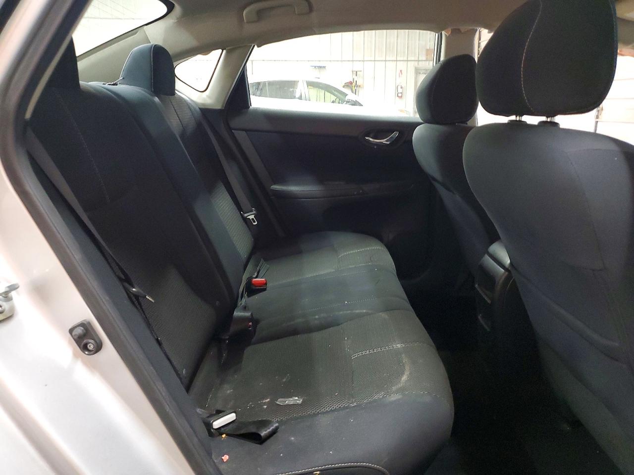 2016 NISSAN SENTRA