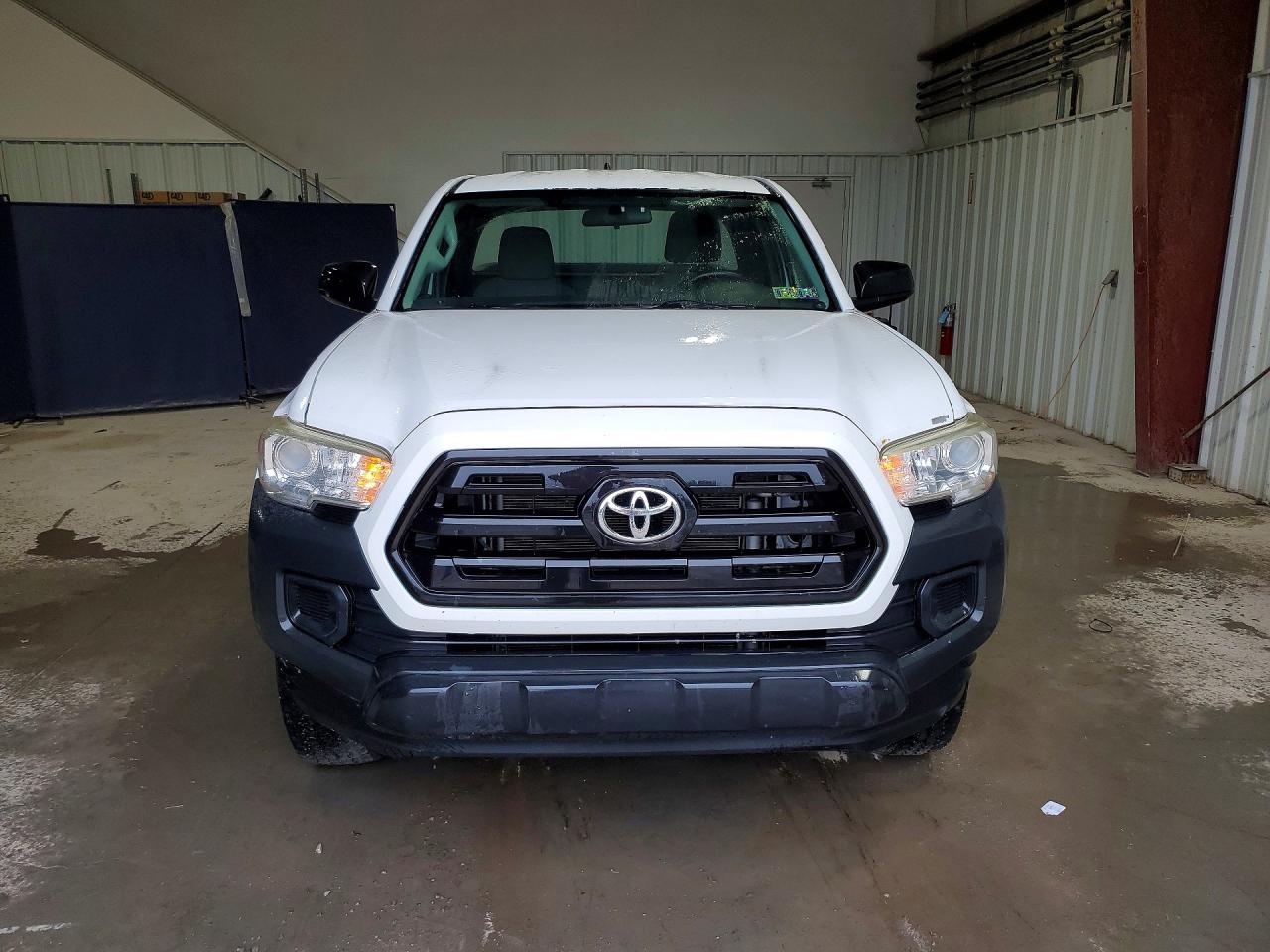 2016 TOYOTA TACOMA