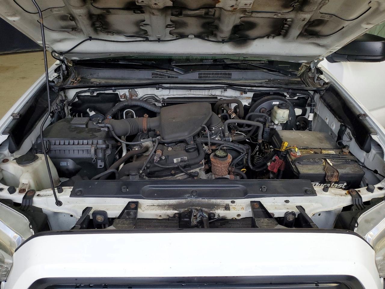 2016 TOYOTA TACOMA