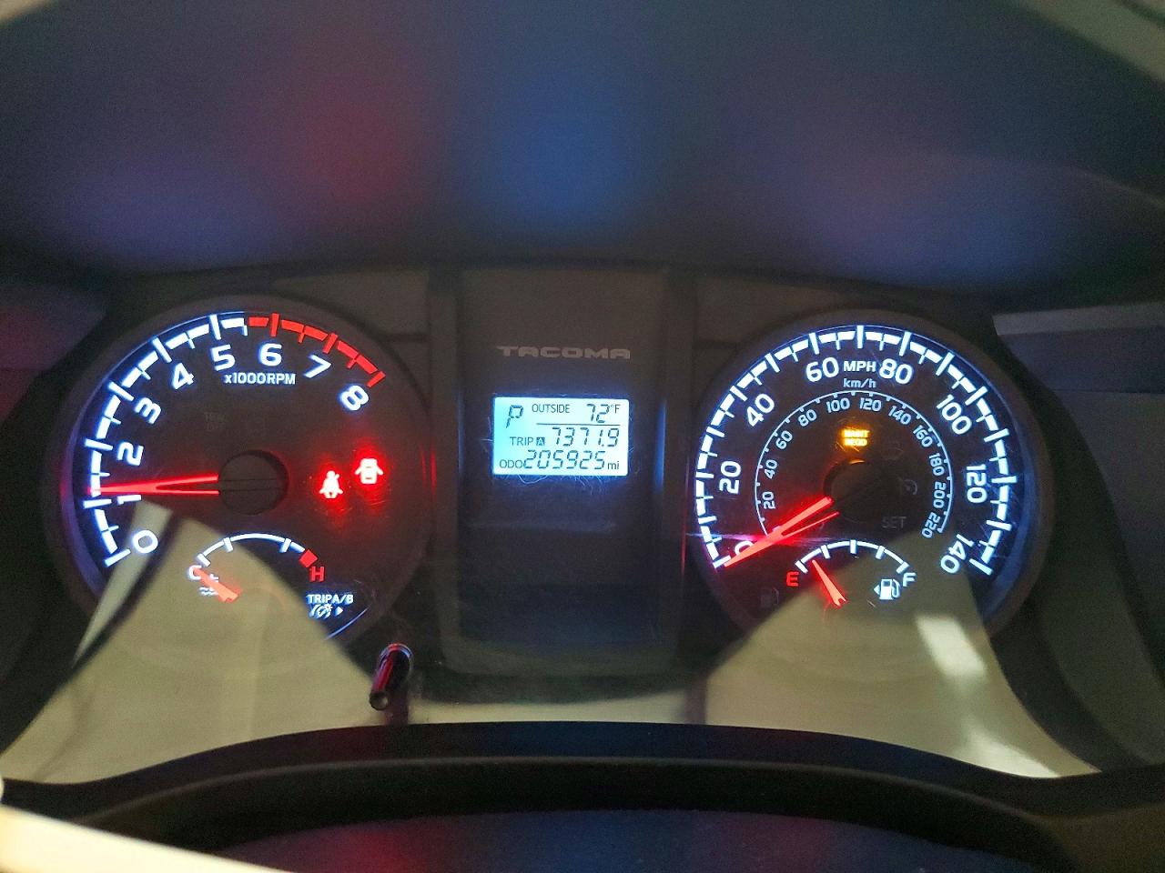 2016 TOYOTA TACOMA