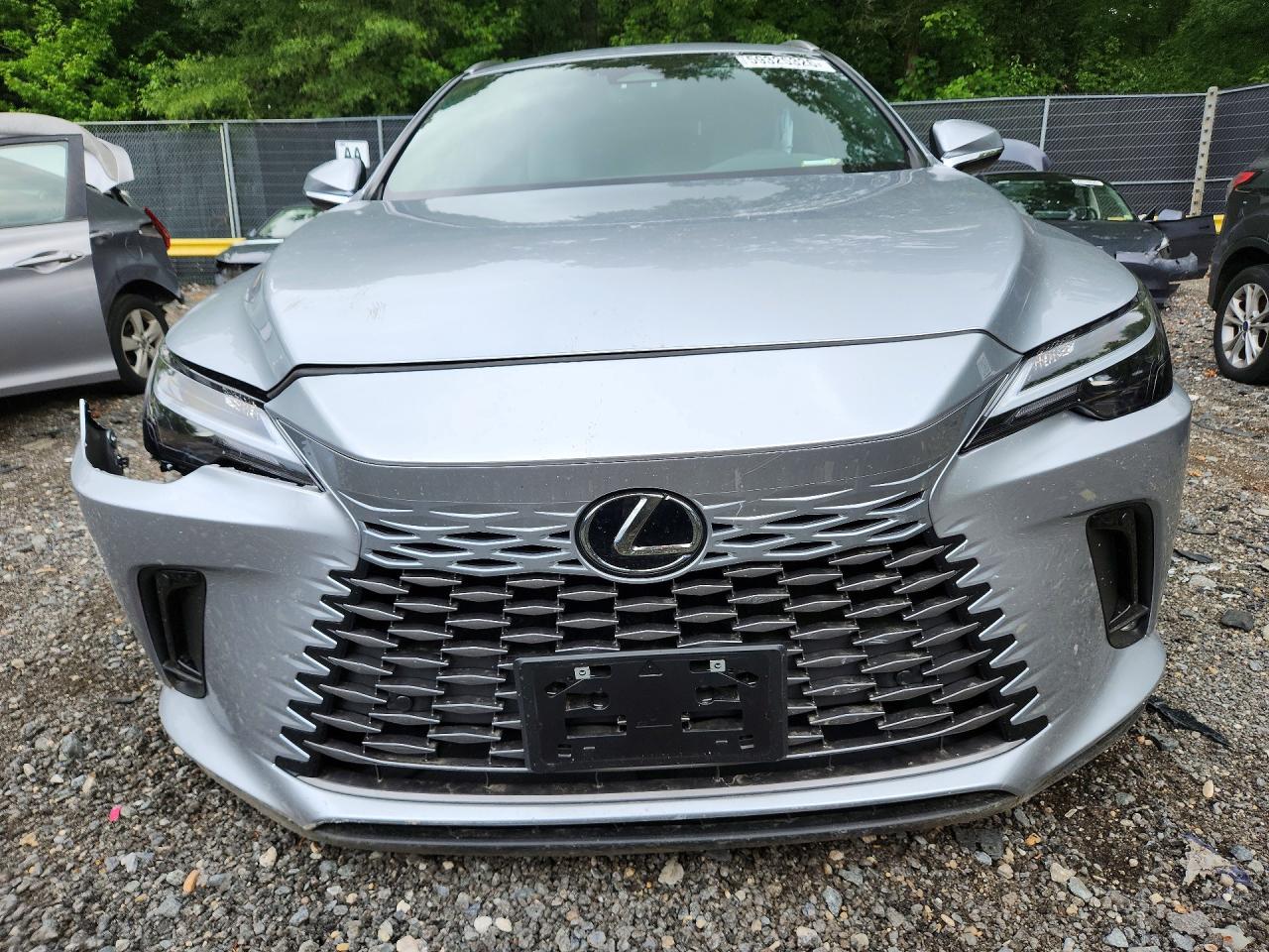 2025 LEXUS