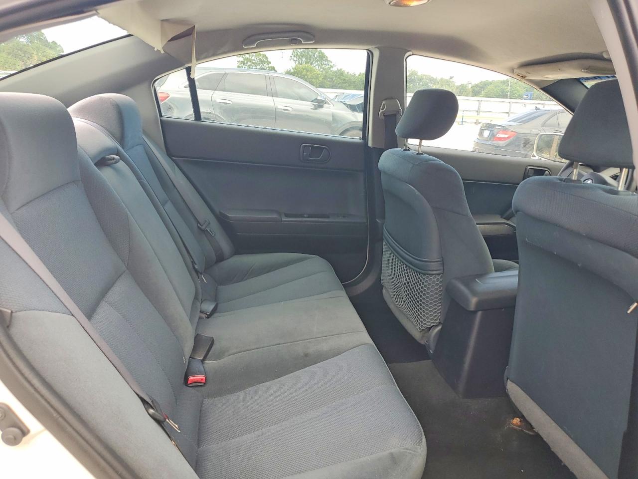 2005 MITSUBISHI GALANT