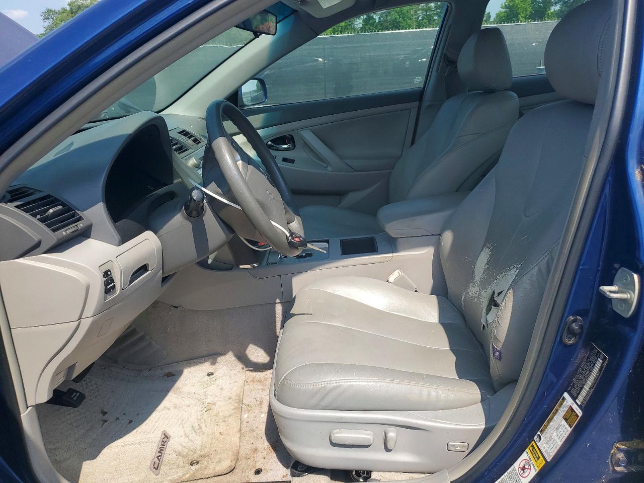 2009 TOYOTA CAMRY