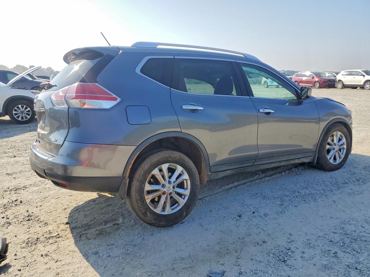 2016 NISSAN ROGUE