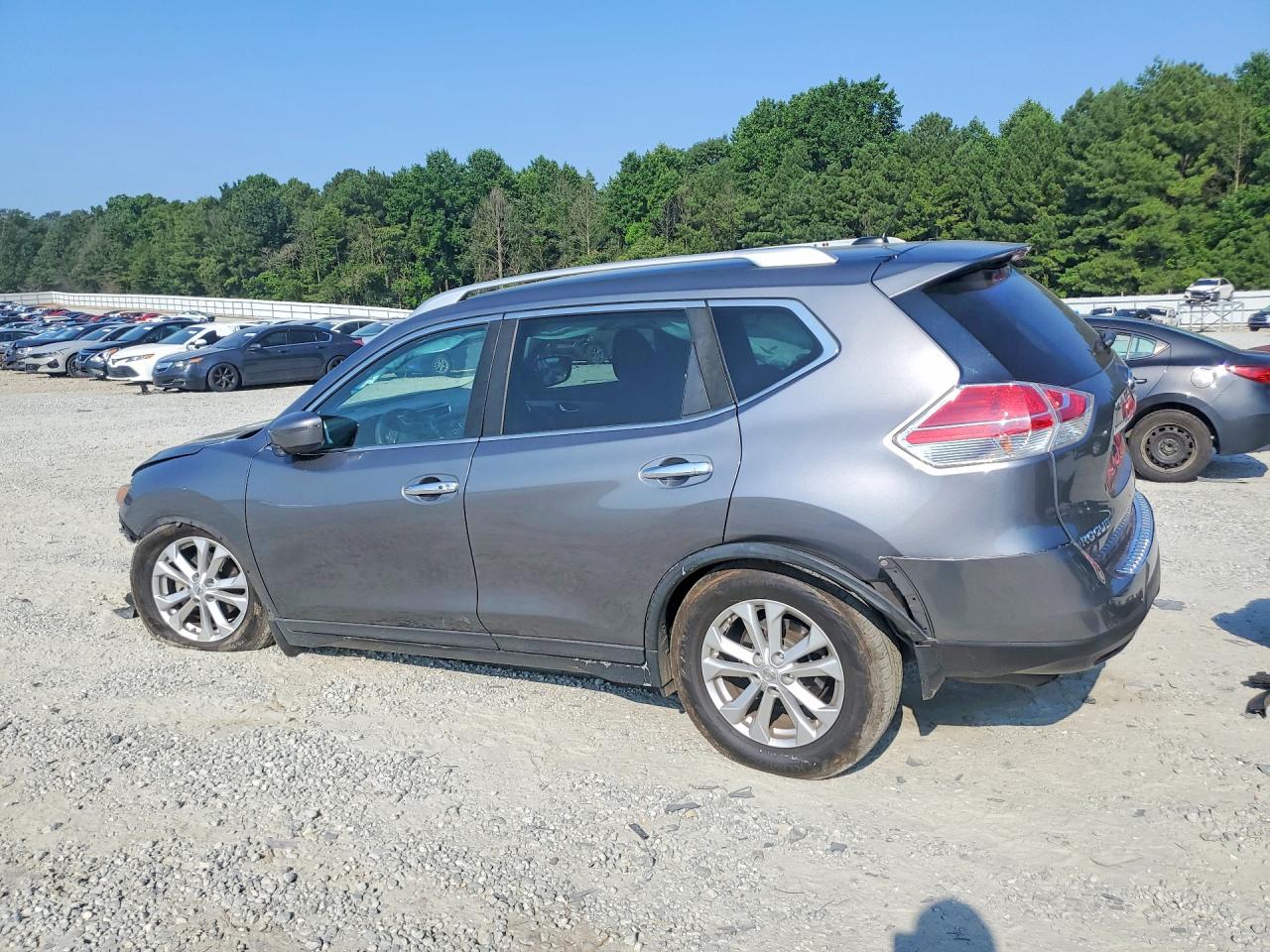 2016 NISSAN ROGUE