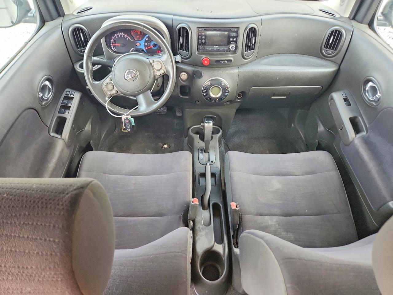 2010 NISSAN CUBE 1.8