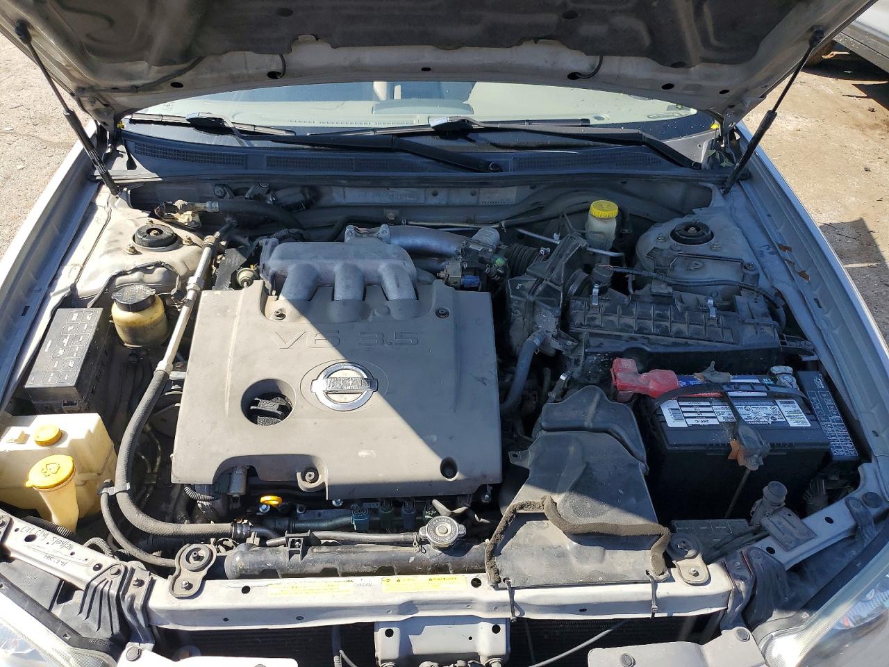 2002 NISSAN MAXIMA