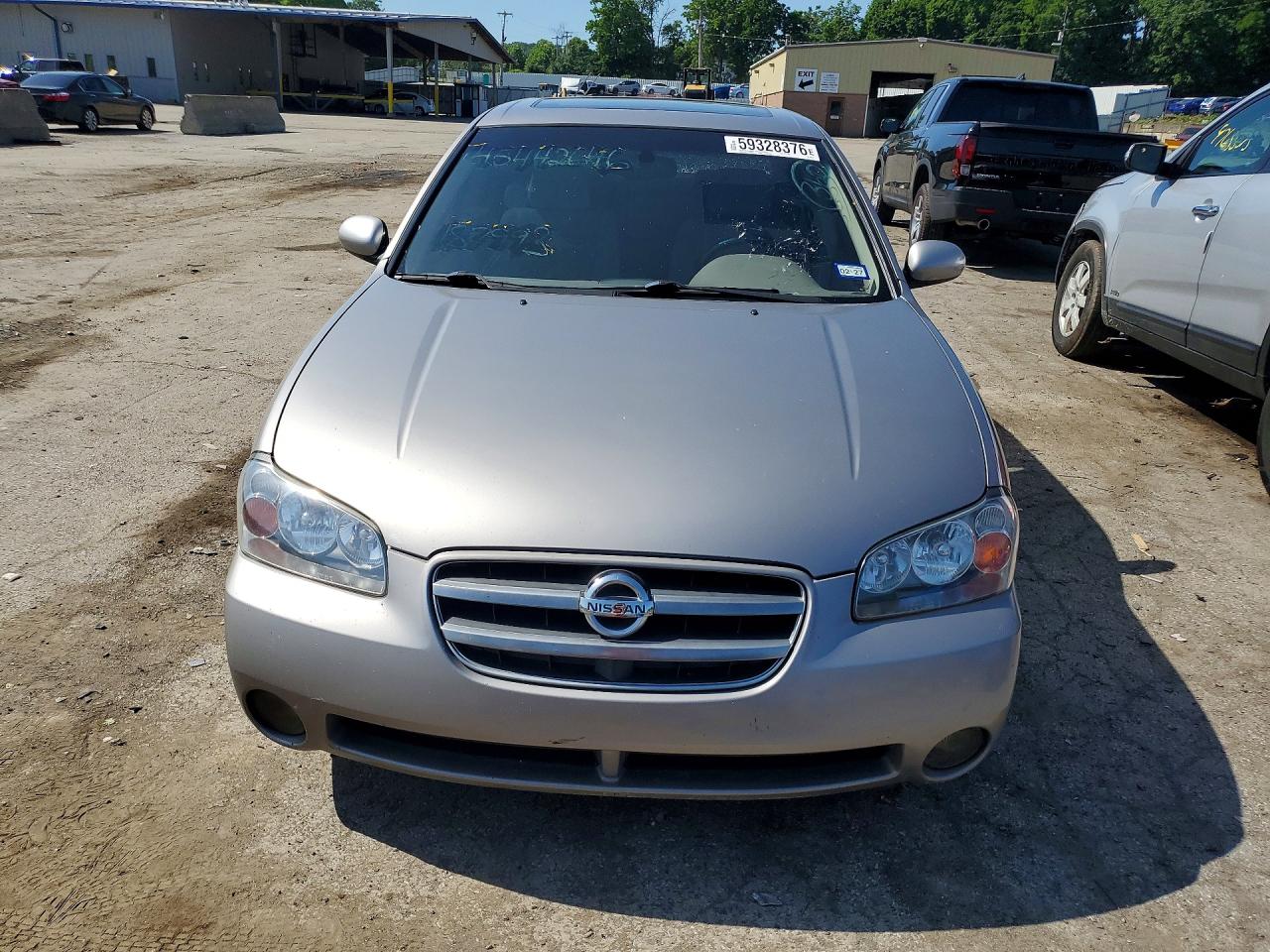 2002 NISSAN MAXIMA