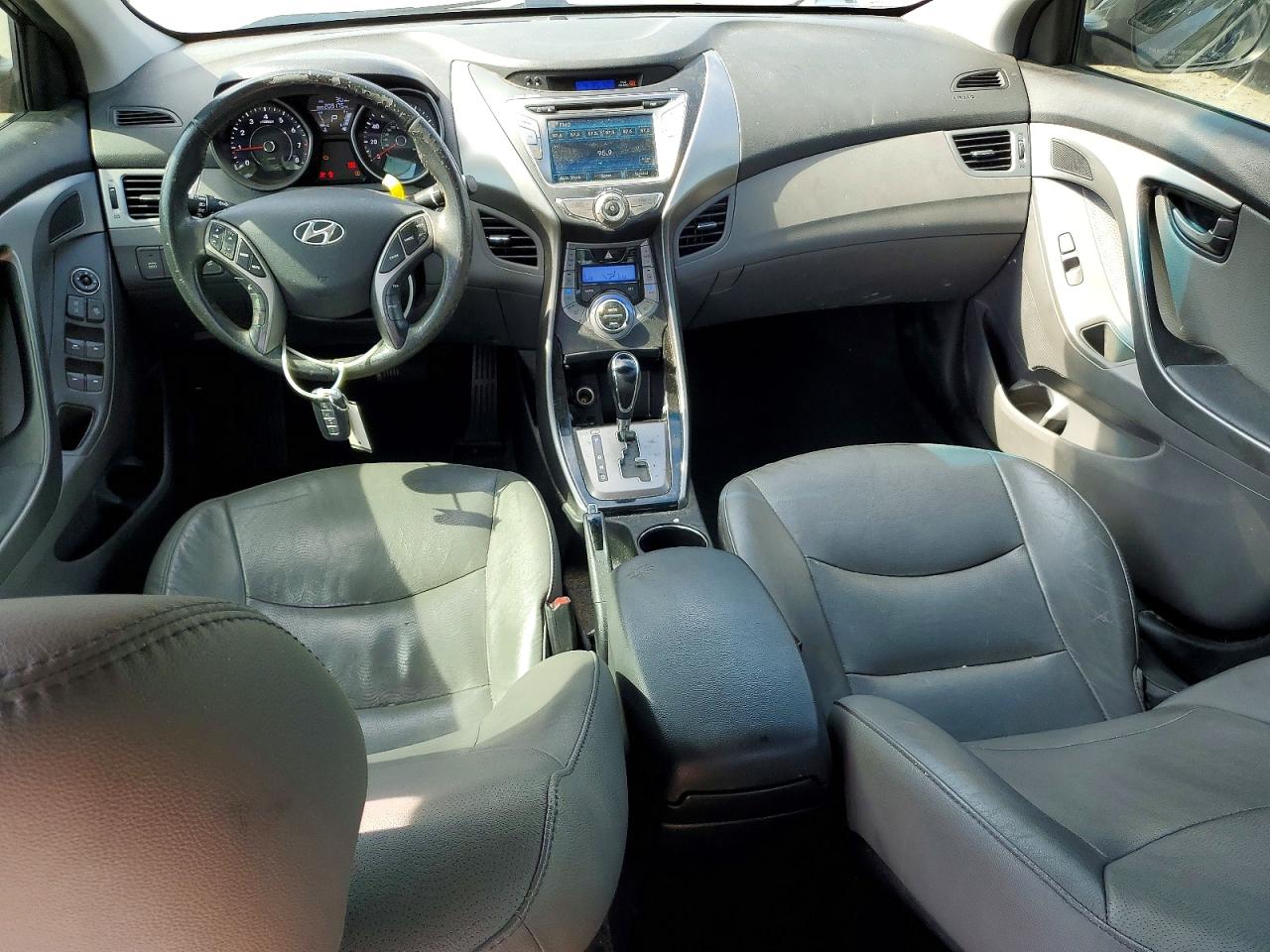 2013 HYUNDAI ELANTRA