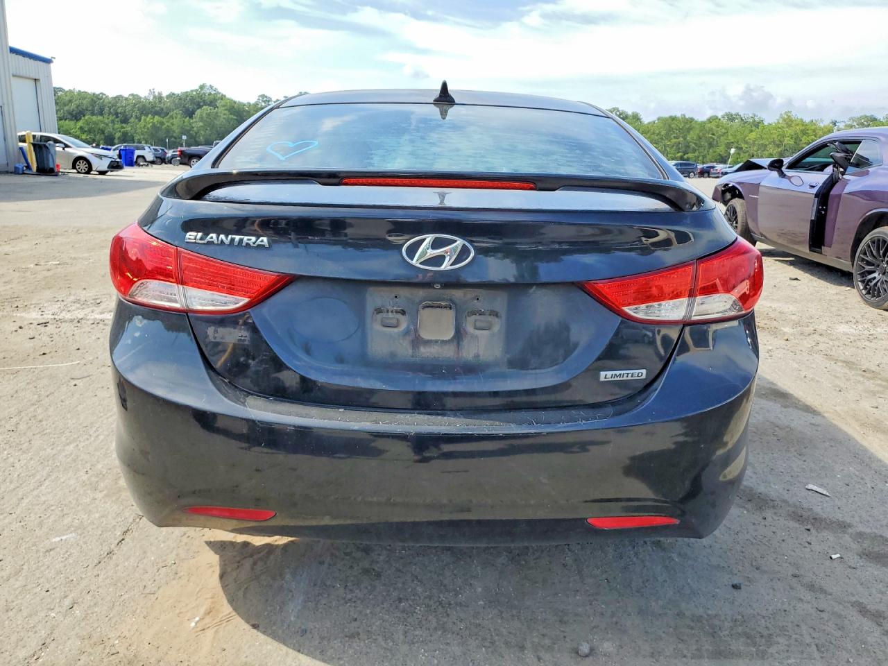 2013 HYUNDAI ELANTRA