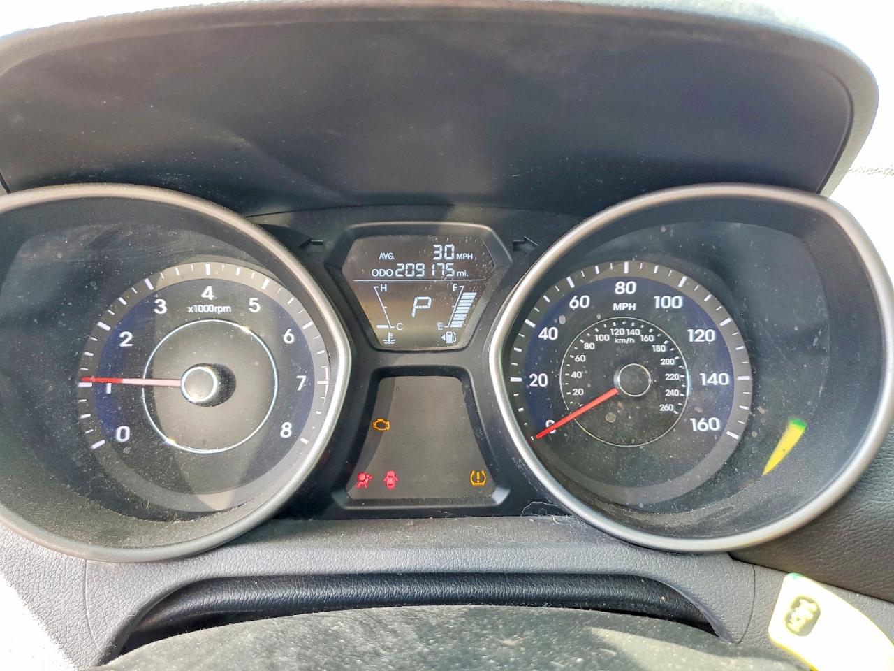 2013 HYUNDAI ELANTRA
