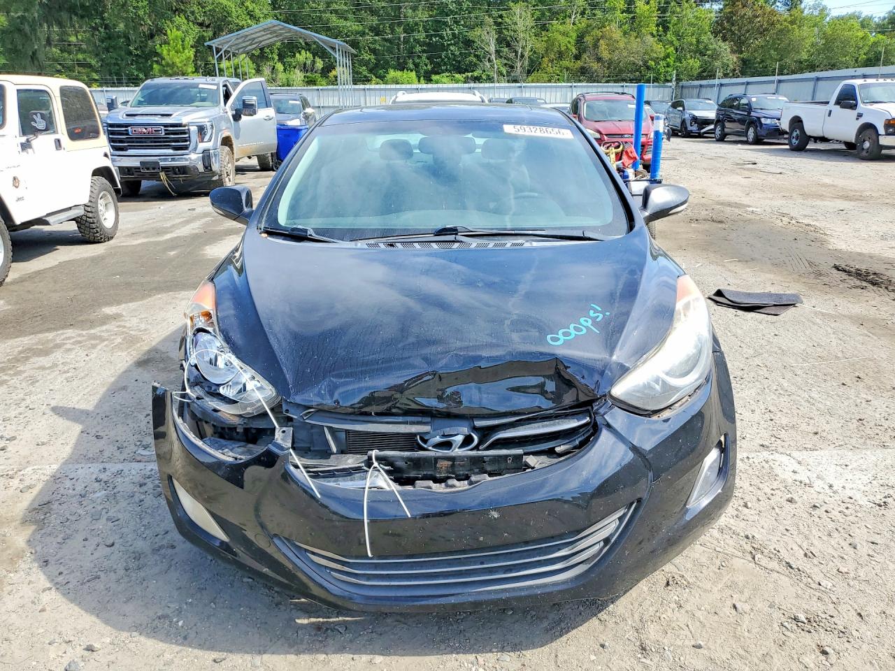 2013 HYUNDAI ELANTRA