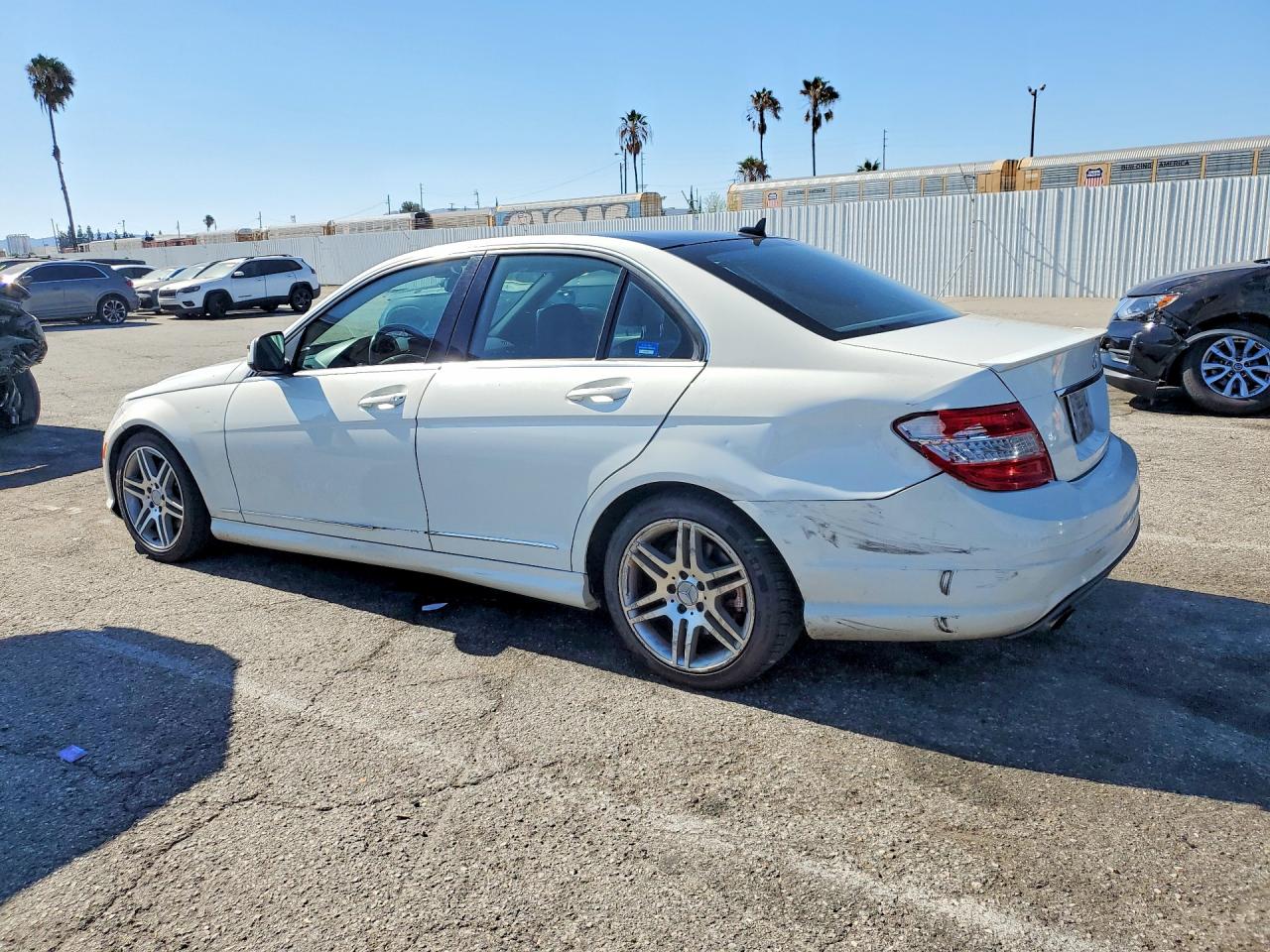2009 MERCEDES-BENZ C-CLASS