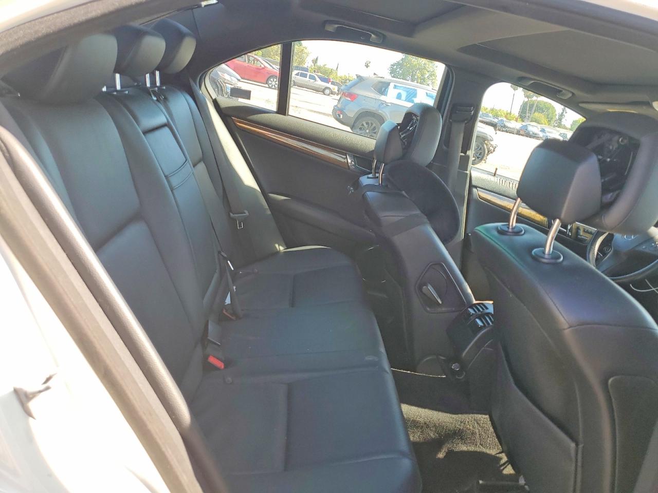 2009 MERCEDES-BENZ C-CLASS