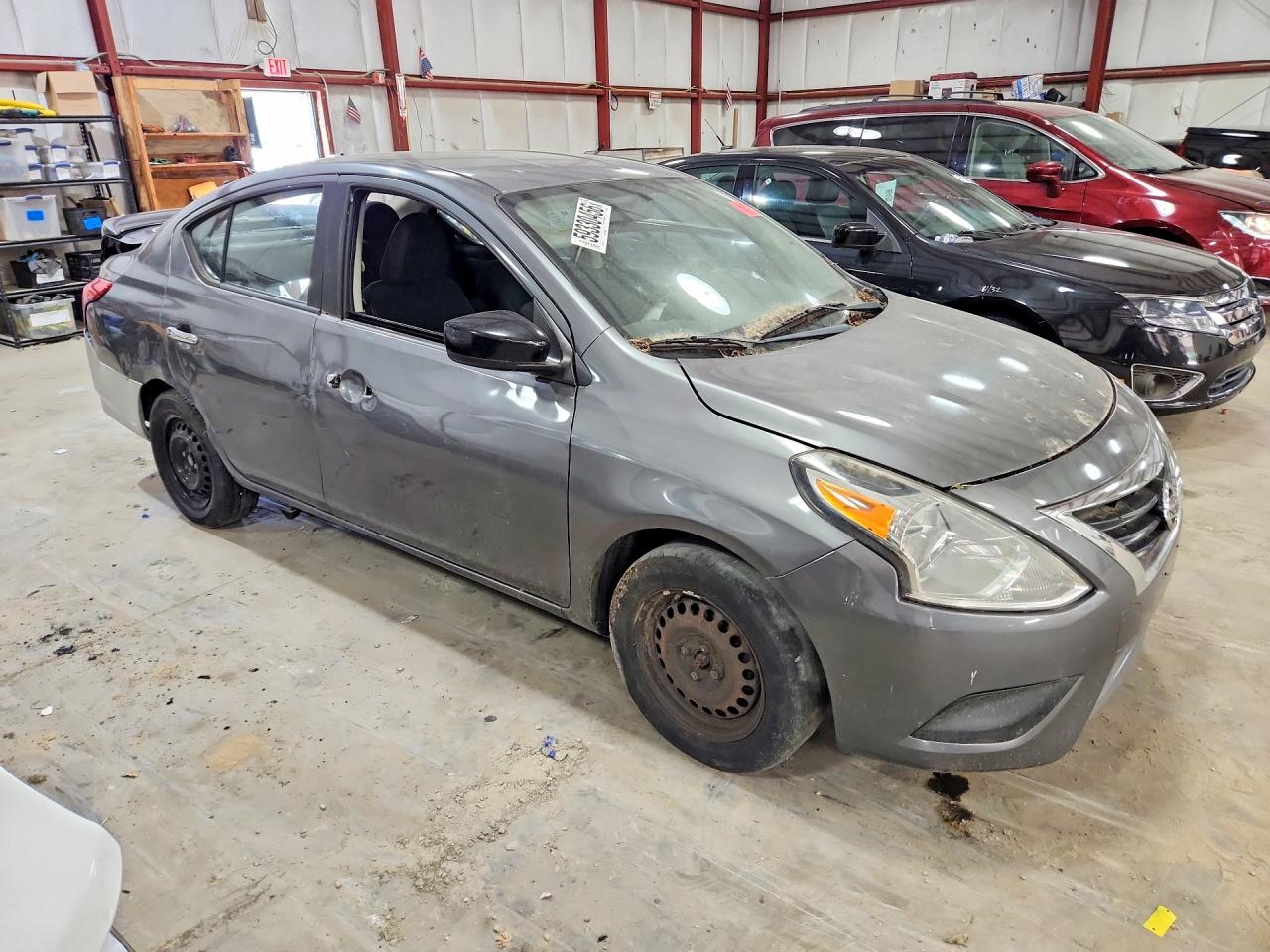 2016 NISSAN VERSA
