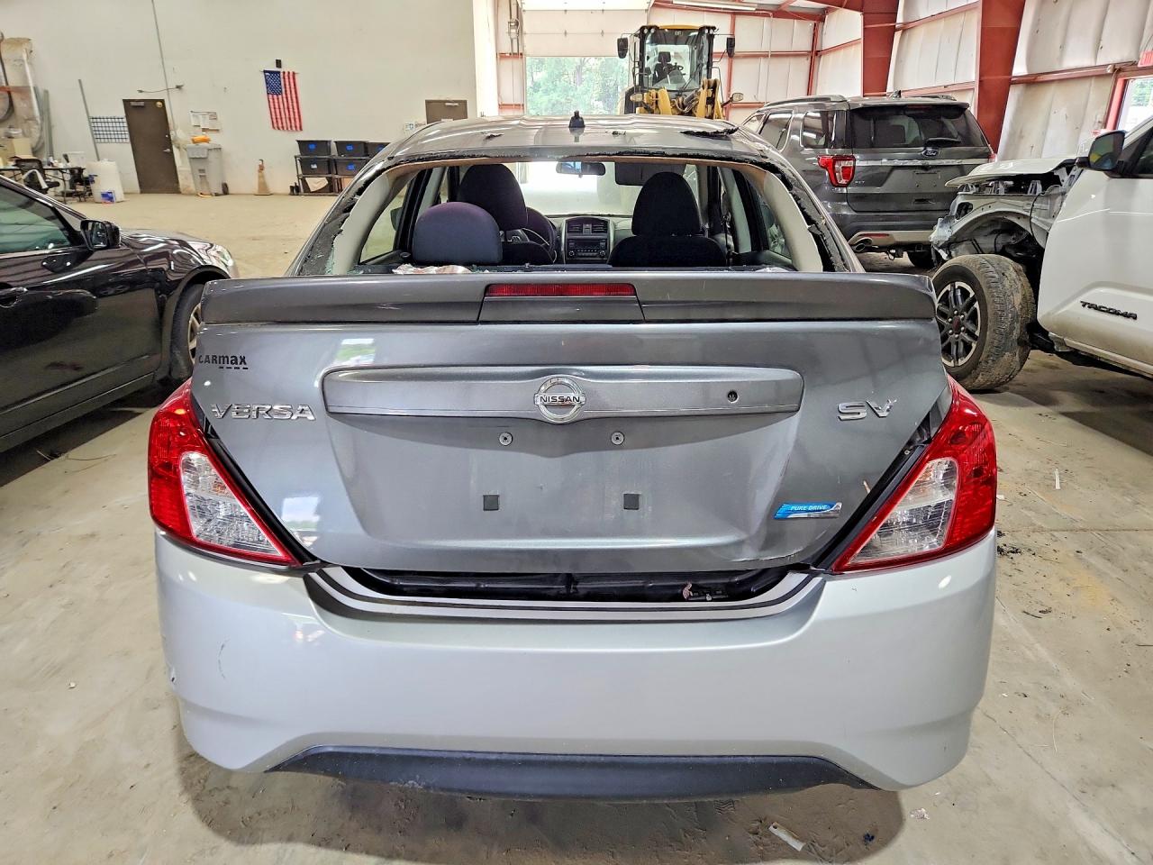 2016 NISSAN VERSA