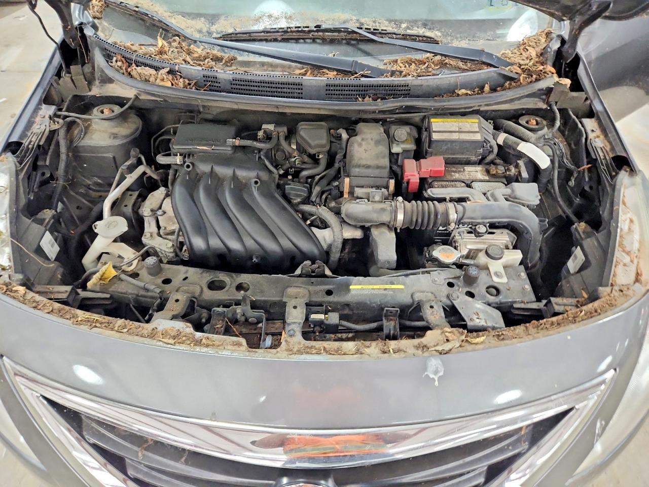 2016 NISSAN VERSA