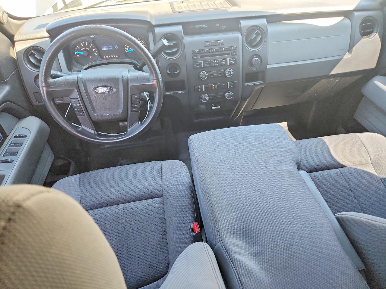 2013 FORD F150