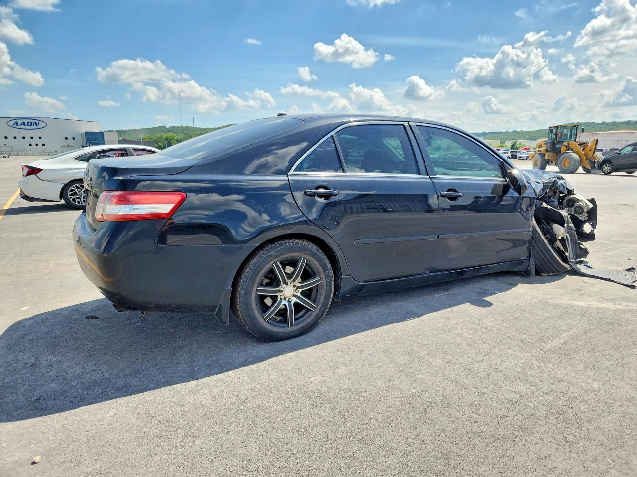 2011 TOYOTA CAMRY