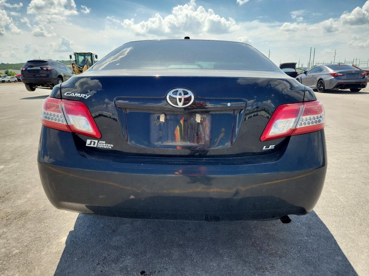 2011 TOYOTA CAMRY