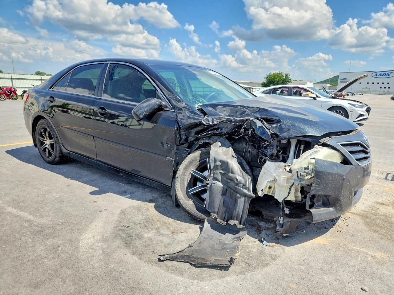 2011 TOYOTA CAMRY