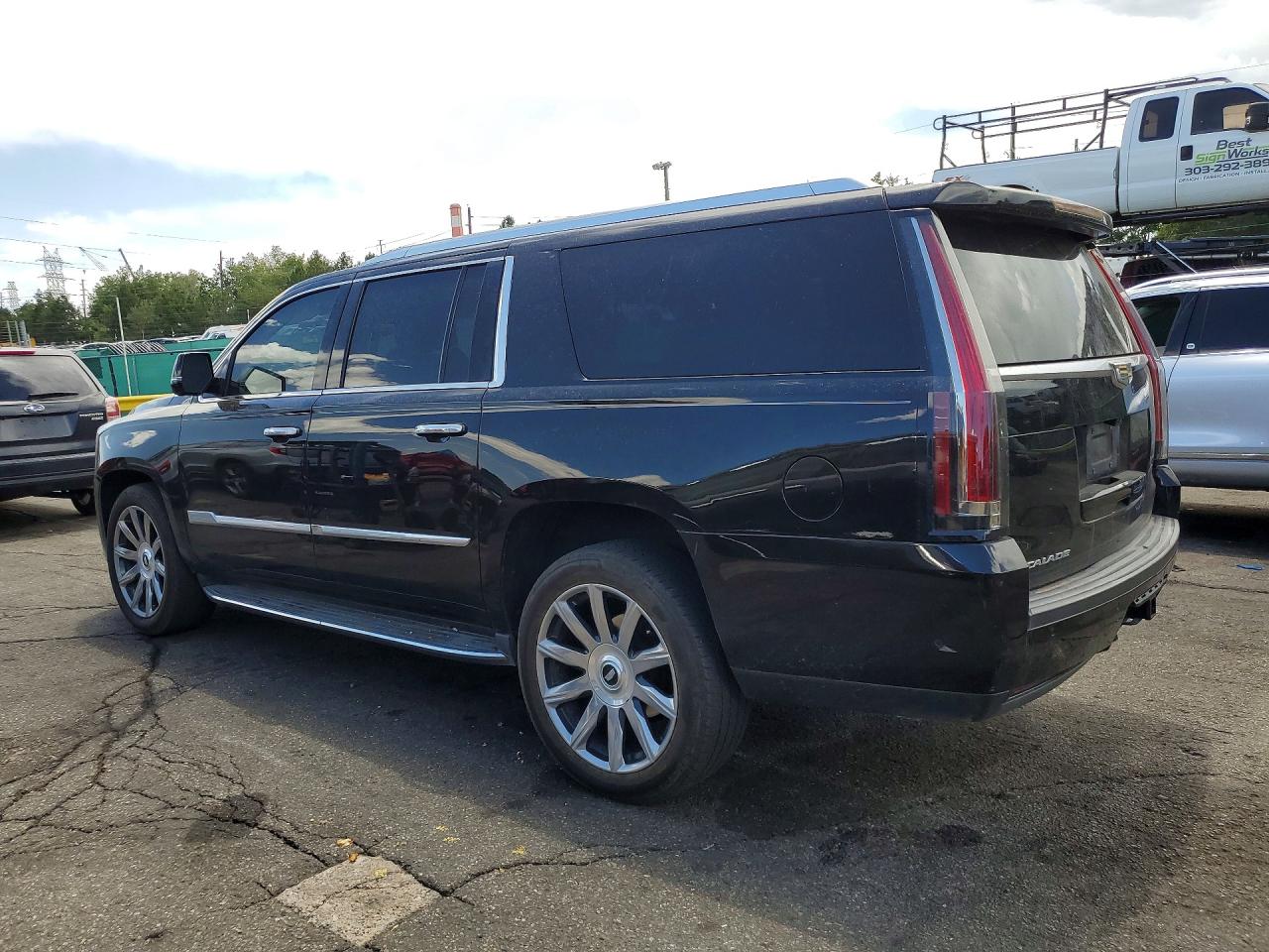 2019 CADILLAC ESCALADE